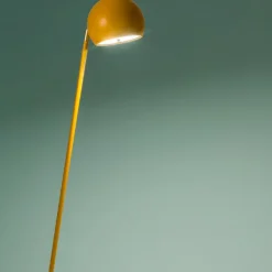 ATRAX Moderne Bodenstehleuchte mit beweglichem Licht