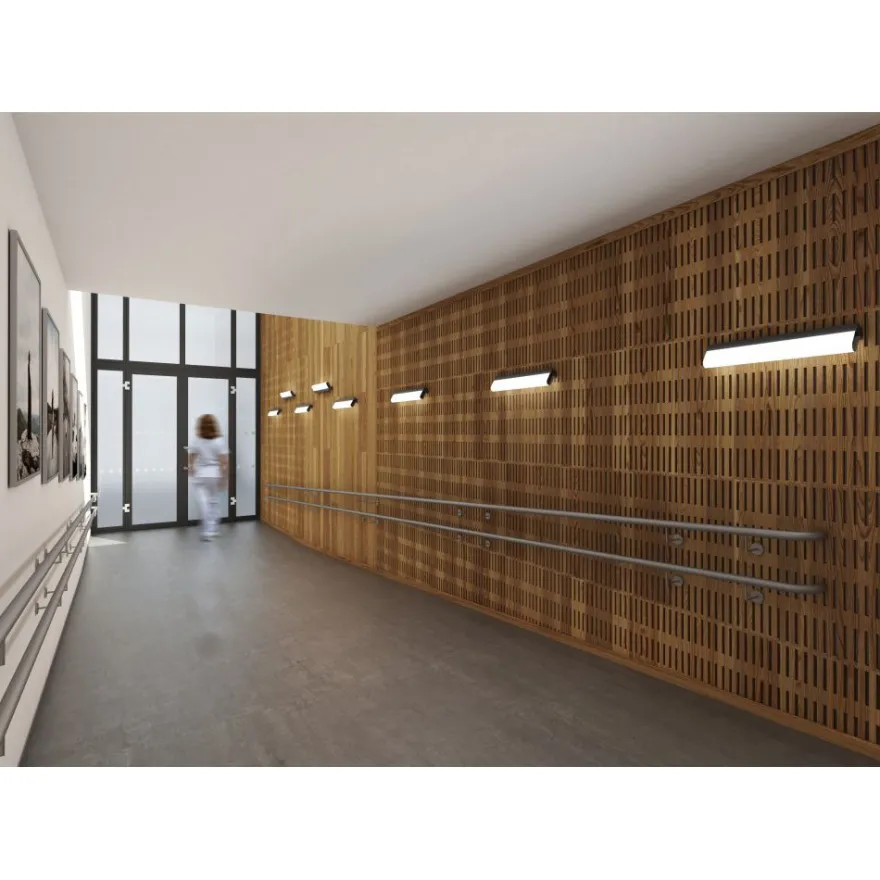 AULA Lange Wandleuchte