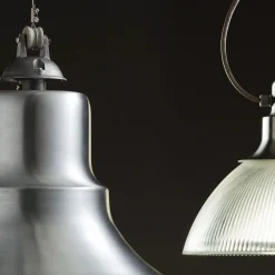 BERLINO Industriedesign Hängeleuchte mit Pressglas