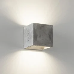 BUCI Wandleuchte aus Leichtbeton