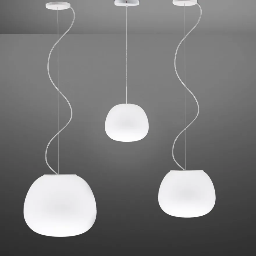 CLEA Italienische Pendelleuchte mit Opalglas