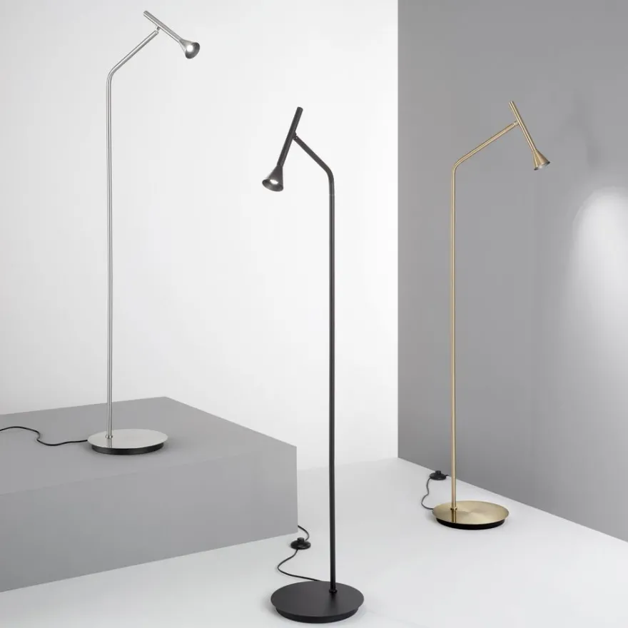 DIESIS Bodenstehleuchte mit beweglichem Licht
