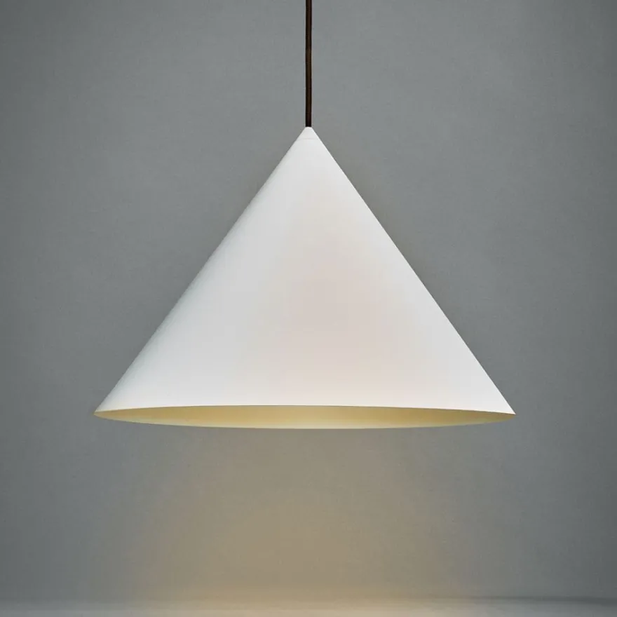 KONKO LIGHT Farbige Pendelleuchte in Kegelform