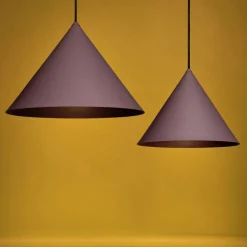 KONKO LIGHT Farbige Pendelleuchte in Kegelform
