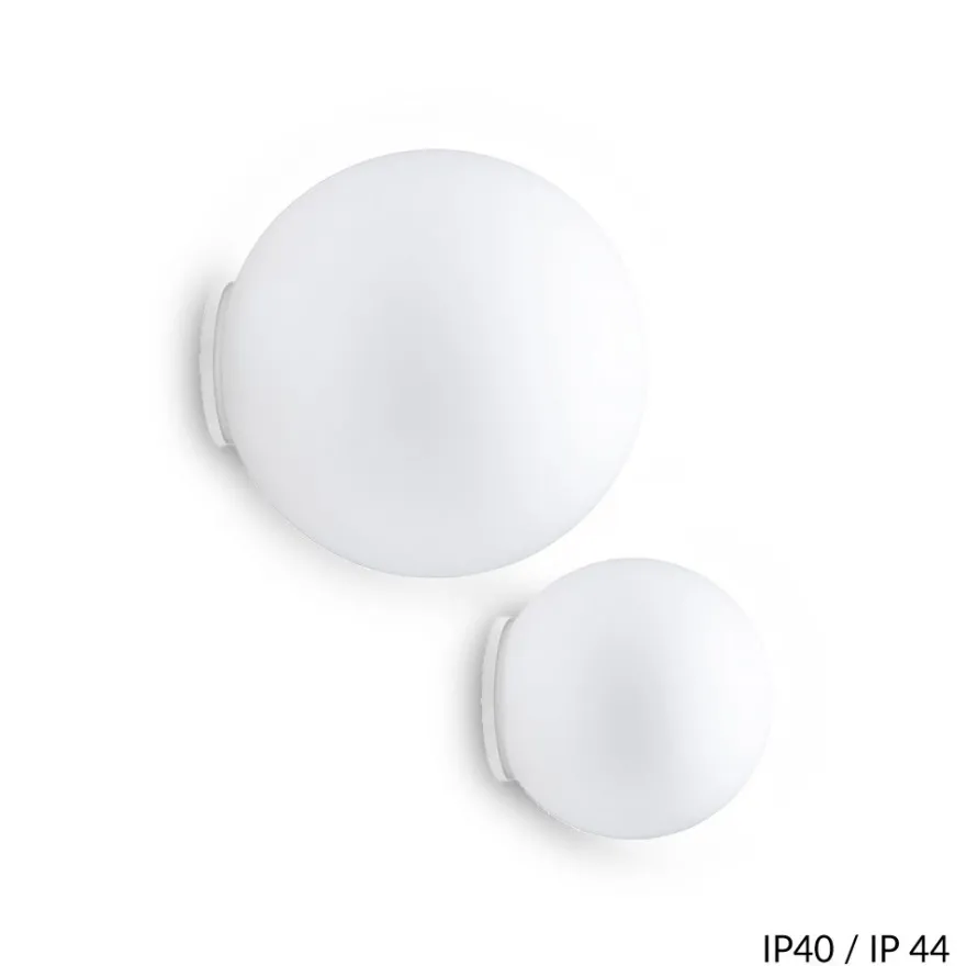 LUNAR Italienische Wandleuchte mit Opalkugel