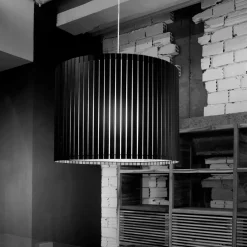LUZ OCULTA WOOD Besondere Hängeleuchte mit Holzverblendung
