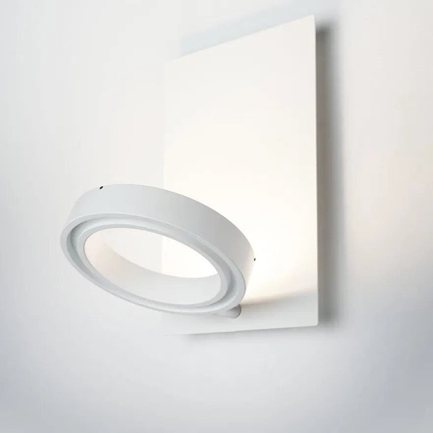 META Design Wandleuchte mit drehbarem LED Ring