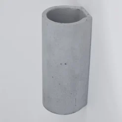 PILAN Wandleuchte aus Beton
