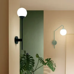 SAN BABILA Wandlampe mit senkrechten Stab