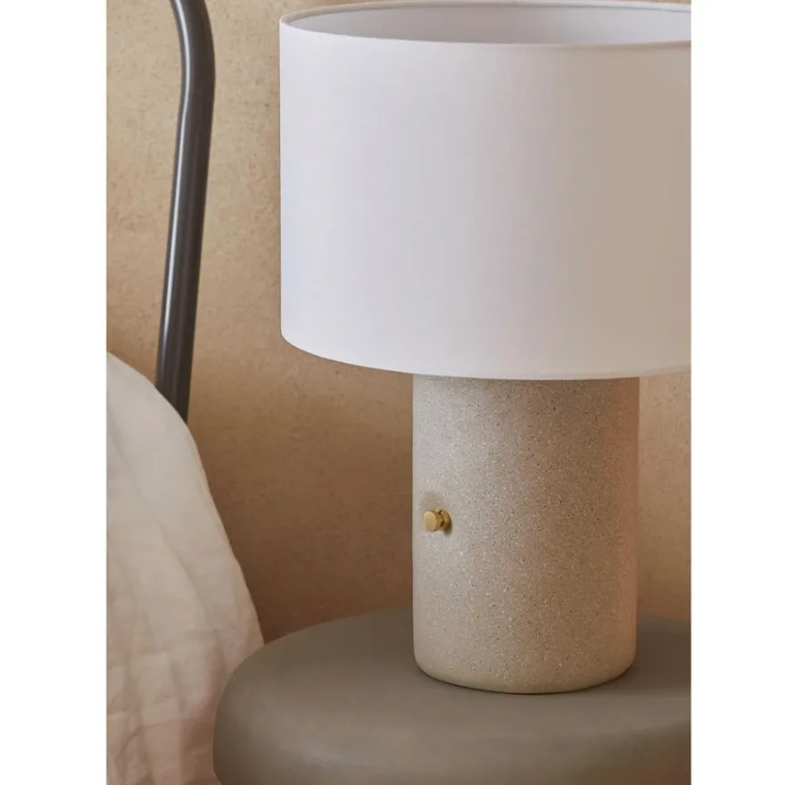 SAND Wohnliche Tischleuchte mit Dimmer
