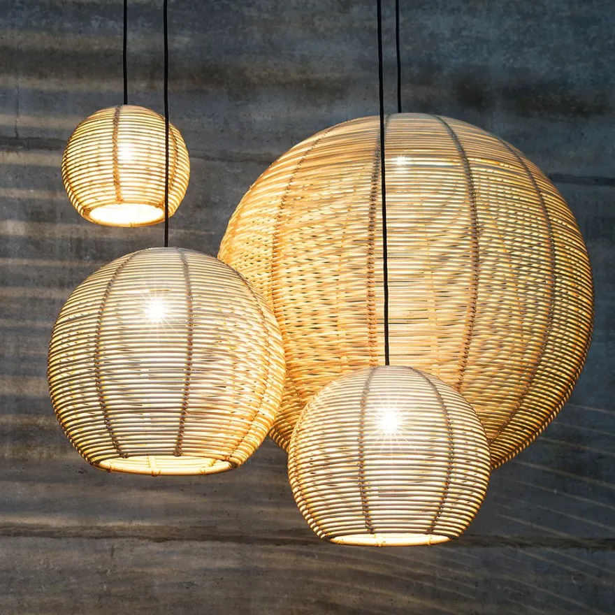 SANGHA Leuchte aus Rattan