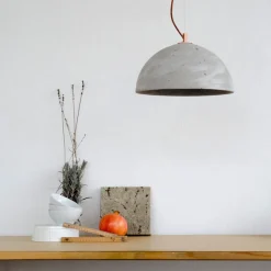 SPHERAS Beton Hängeleuchte in Halbkugelform