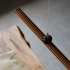 SUSPENDED SYSTEM Modulares Leuchtensystem mit vier verschiedenen Lichtquellen
