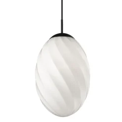 SWING I Nostalgische Pendelleuchte mit Opalglas